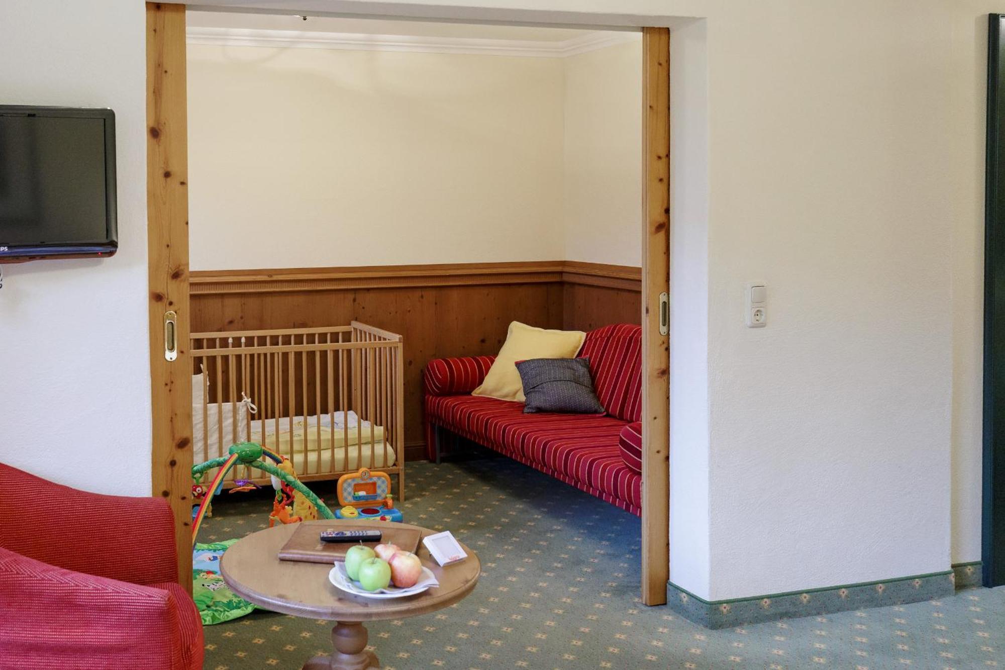 Hotel Babymio Kirchdorf in Tirol Oda fotoğraf